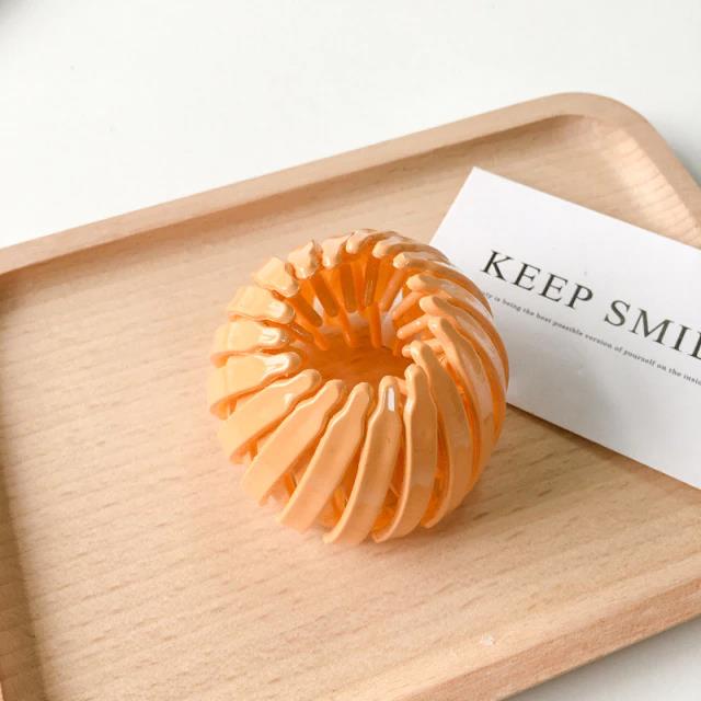 Expanding Multi-Wear Hair Clip