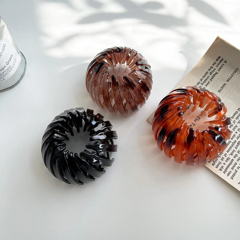 Expanding Multi-Wear Hair Clip